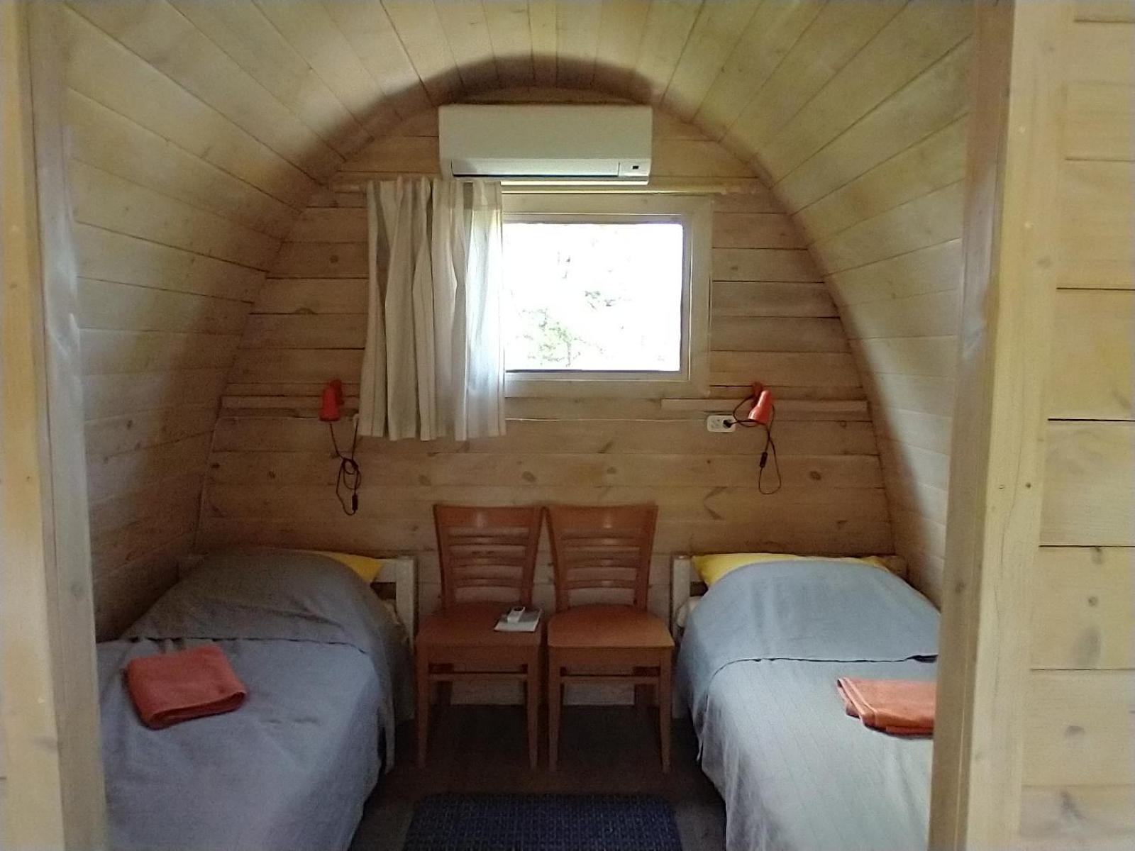 Lahemaa Kohvikann B & B, Caravan Park Palmse Стая снимка