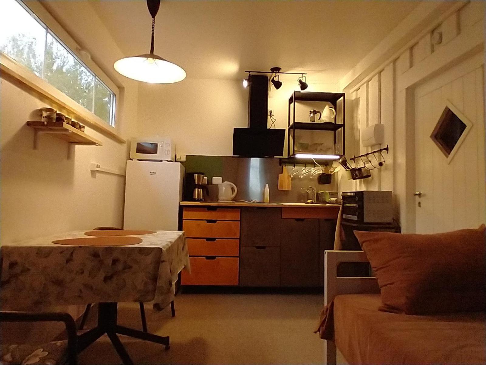 Lahemaa Kohvikann B & B, Caravan Park Palmse Стая снимка