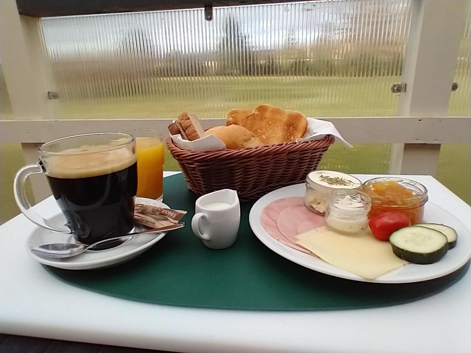 Lahemaa Kohvikann B & B, Caravan Park Palmse Екстериор снимка